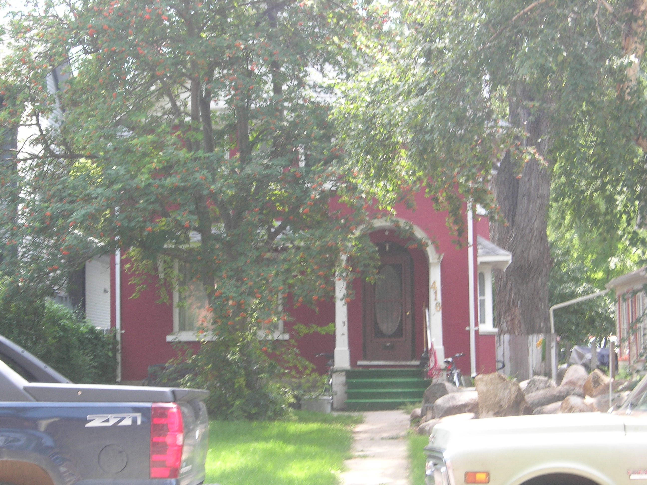 Irvine House Saskatoon.ca